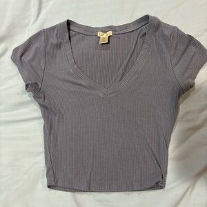 Bozzolo Charcoal V-Neck Ribbed Tee